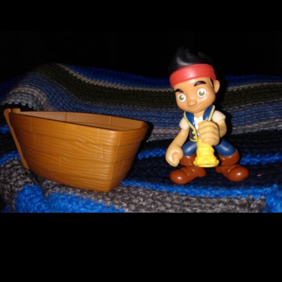 Extra Large Imaginext Jake Pirateship & characters - Picture 9 of 9